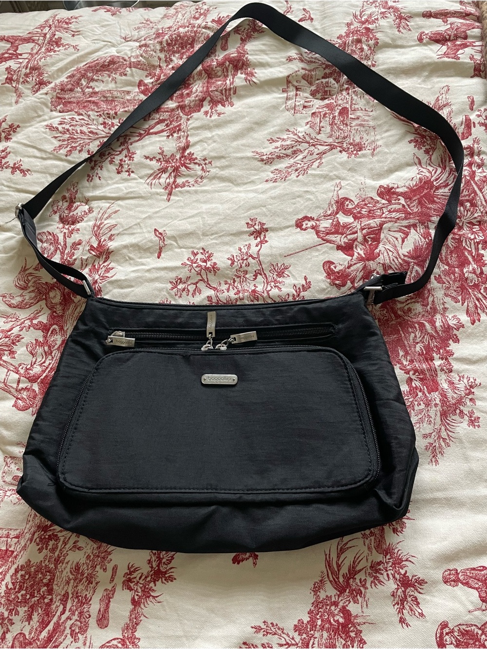 Baggallini Black Nylon Crossbody Bag with Silver Accents